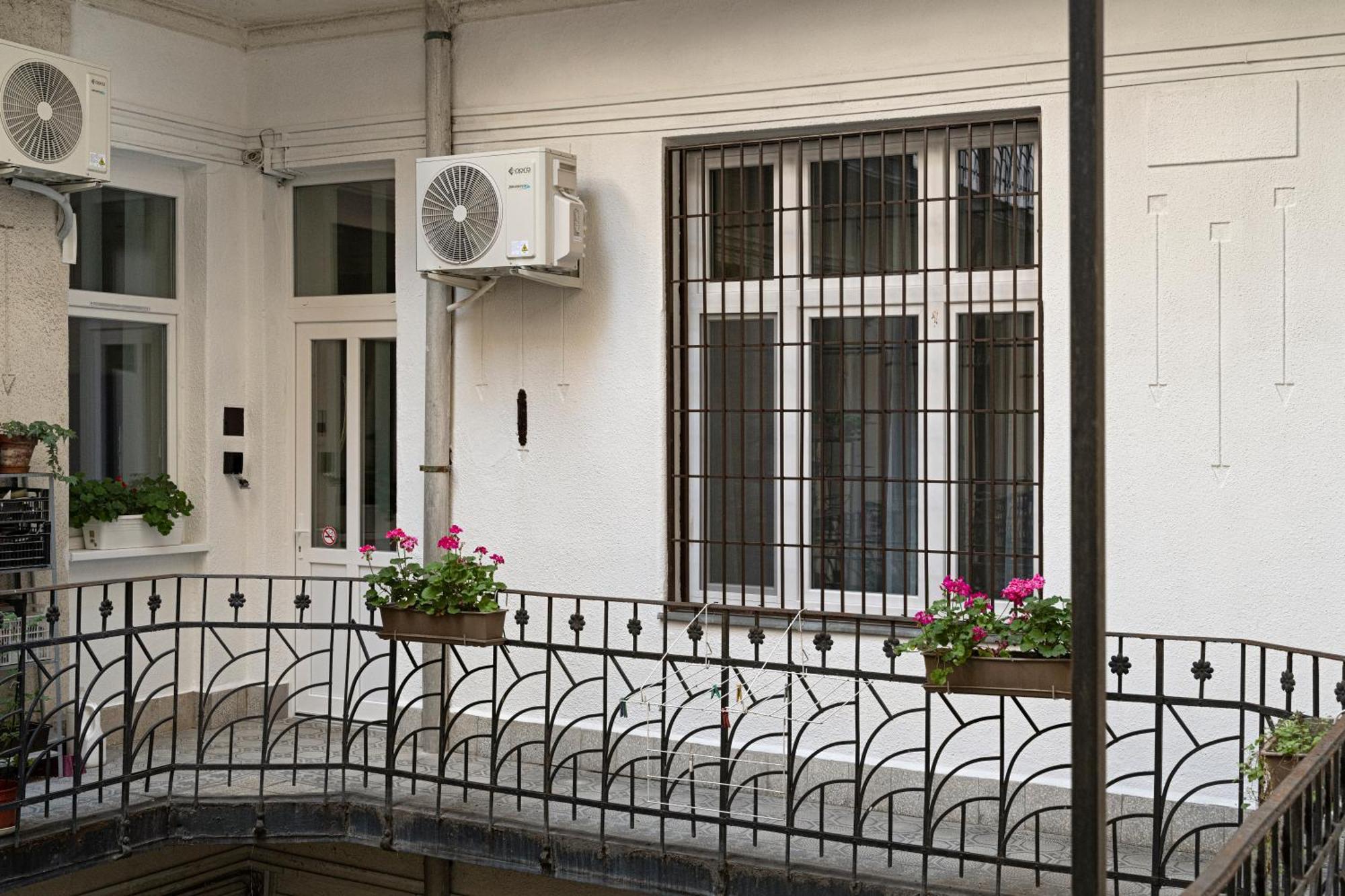 Boho Cosy Pest Apartment Budapest Bagian luar foto
